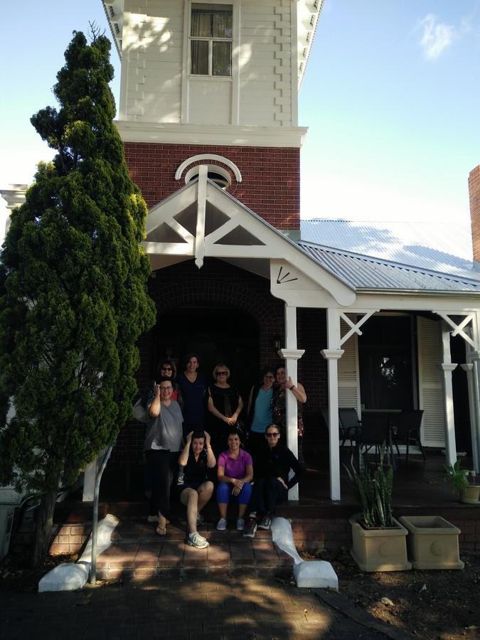 Ithaca 1896 Manor Hotel บัสเซลตัน ภายนอก รูปภาพ